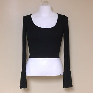 Room Service / black knit crop top sweater